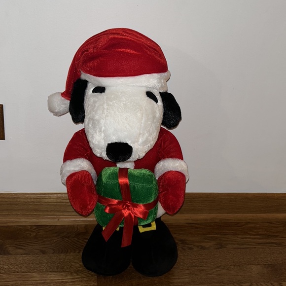 Peanuts  Santa Snoopy 21" Plush Christmas 🎄 - Picture 2 of 5